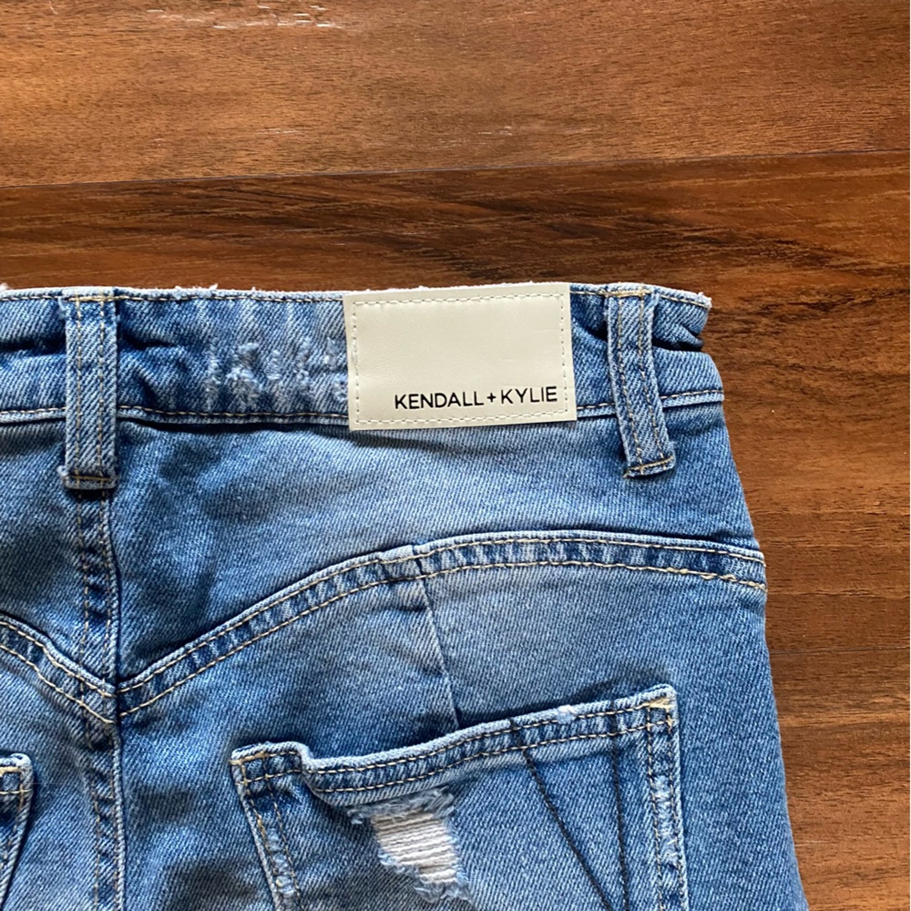 Kendall + Kylie‎ The Icon Short Jean Shorts, 26 - Picture 6 of 8